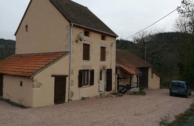 Charming cottage in the heart of the Bourbonnaise mountain