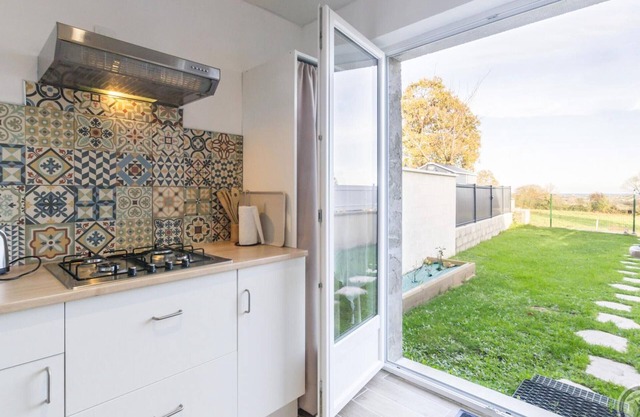 Charming Cottage at Mont Rôti Summit with Parking