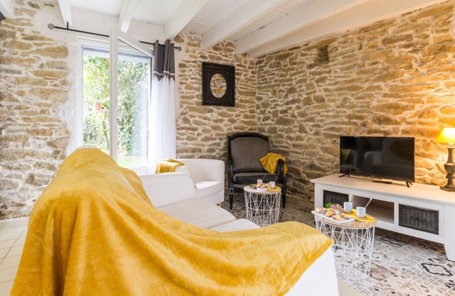 Charming Cottage in the Heart of Brière with Private Garden, Near Guérande and La Baule