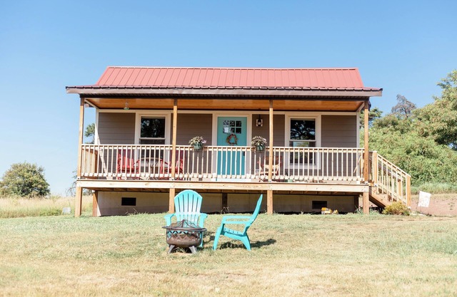 Charming Cottage on 15 Acre Farm near Romney, WV