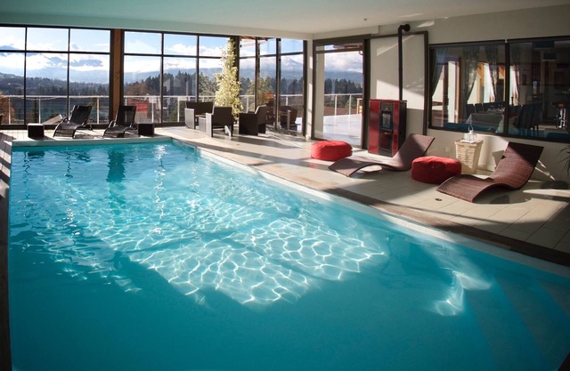 charming cottage with indoor pool