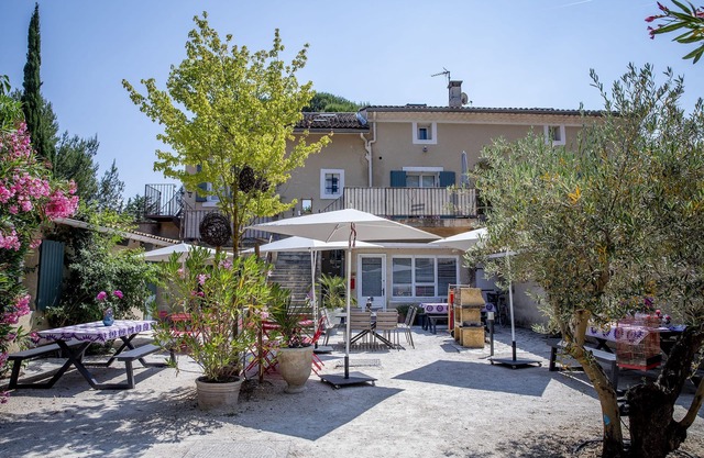 Charming cottages, 10 bedrooms, 25 beds, swimming pools, and numerous amenities