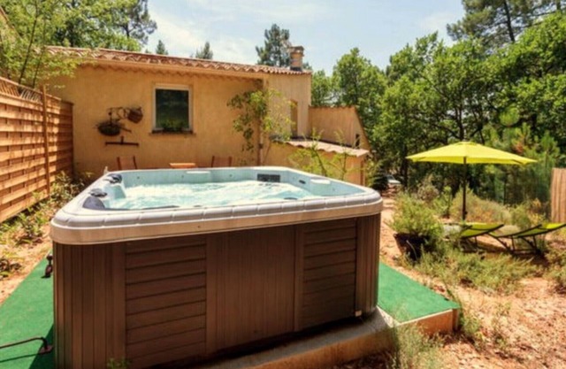 Charming cottages, private SPA and private garden