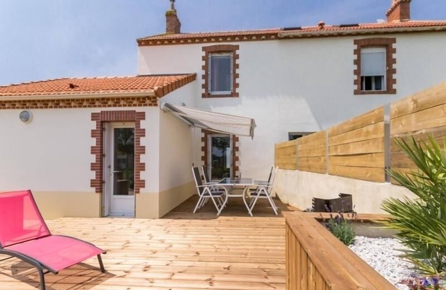 Charming Countryside Home near the Sea with Playground and Baby Gear