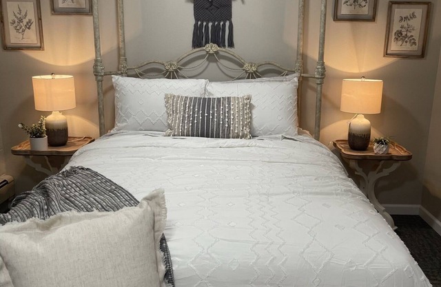 "Charming downtown retreat!