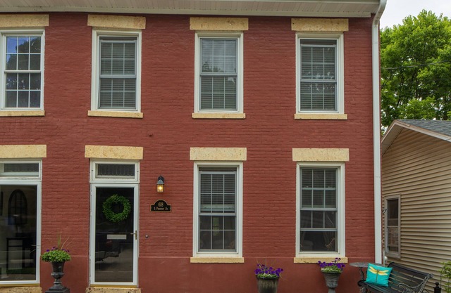 Charming Fall Stay on Prospect St ~ Walkable 2 Downtown Galena w/Parking!