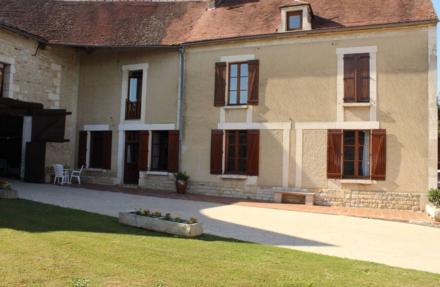 Charming farmhouse with swimming pool all ground floor 100 m2 Week-end 300 €