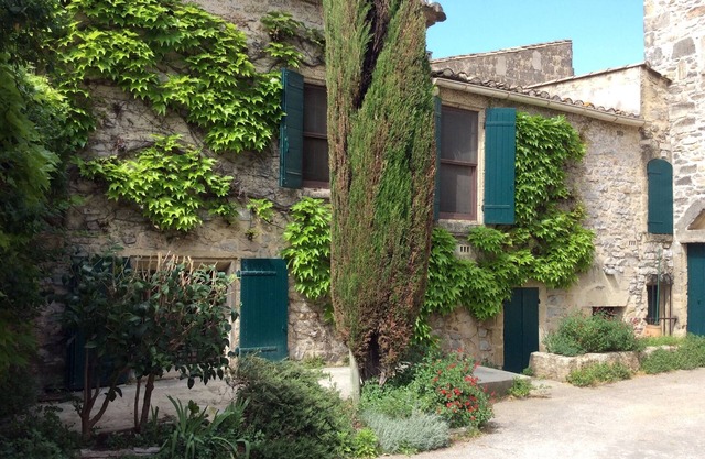 Charming village house in the heart of Gallargues-le-Montueux