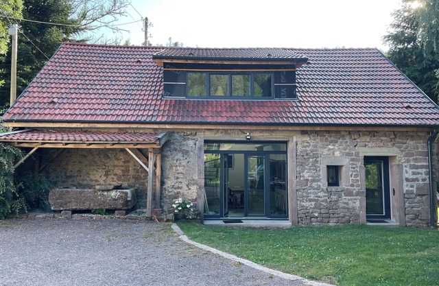 Charming fully-equipped house