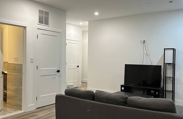 Charming, Fully Furnished Home Near Stadiums!