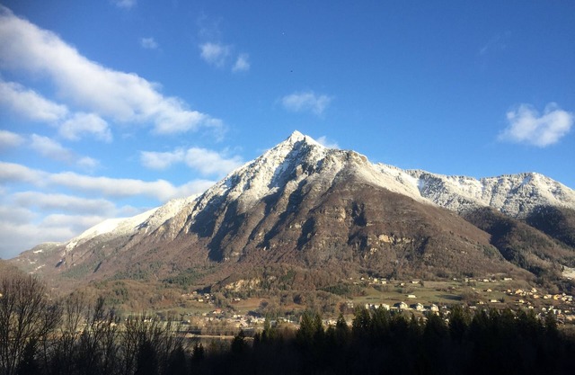 * Charming Gite comfortable, quiet and spacious in the mountains