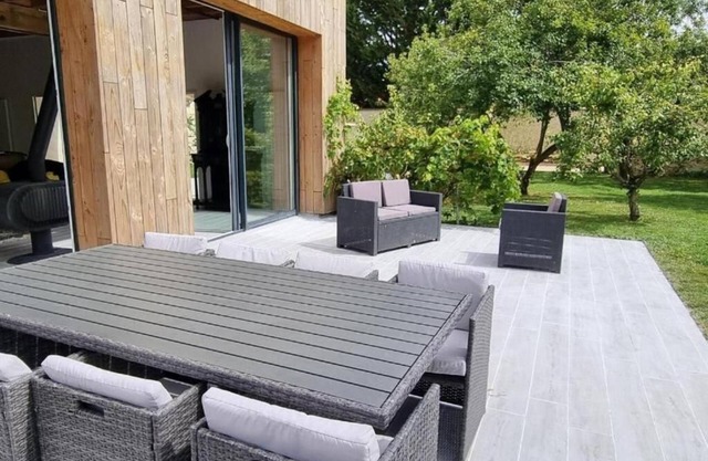 Charming gîte with swimming pool for a friendly, relaxing stay!