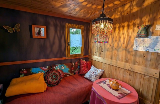 Charming Gypsy Caravan near Epinal with Comfort and Garden Oasis