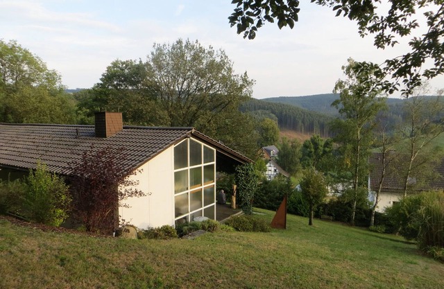 Charming holiday home with a wonderful view, close to the Biggesee.