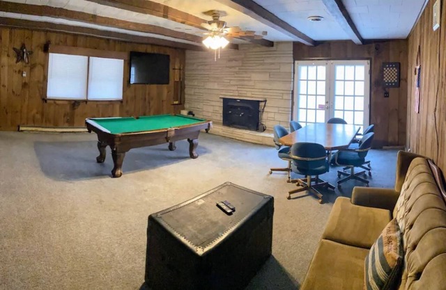 Charming home near Hatfield McCoy trails in Gilbert - Horsepen Creek Retreat