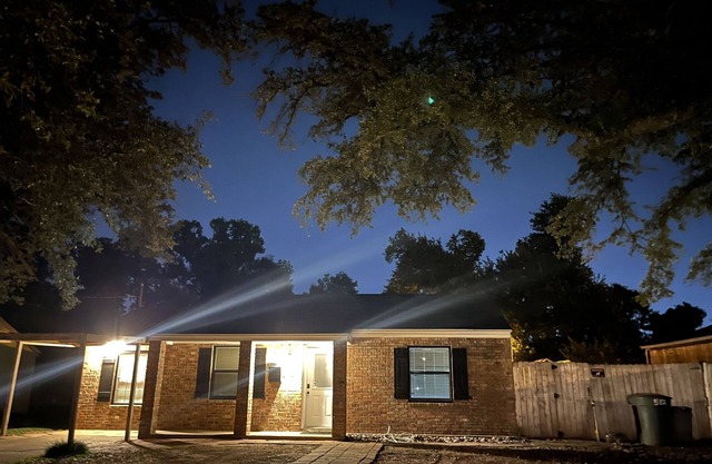 Charming home with Oak Tree lined streets in the heart of Lake Charles.