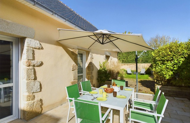 Charming house for 5 in Plovan