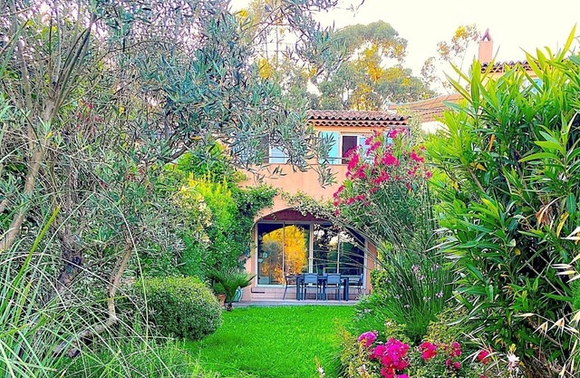 Charming house Golf Country Club de St Tropez