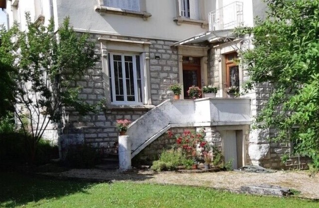 Charming house rental - sleeps 6 - Dole (39)