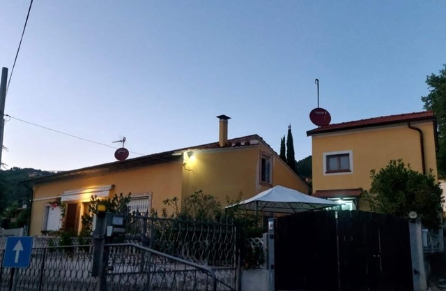 Charming house with private parking