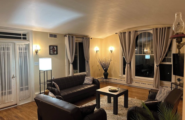Charming Johnstown Getaway - 3BR Home with AC, WiFi & Private Creek Access