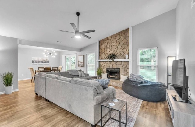 Charming Quiet Escape - 10-15 mins from Charlotte's hot spots!