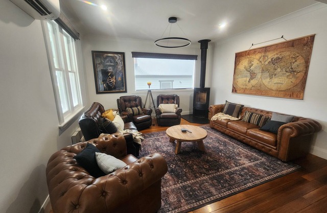 Charming Renovated Character Home in the Heart of Launceston - Metwood on Leslie