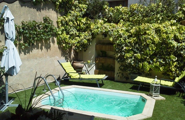 CHARMING RESIDENCE IN THE HEART OF A PICTURESQUE VILLAGE