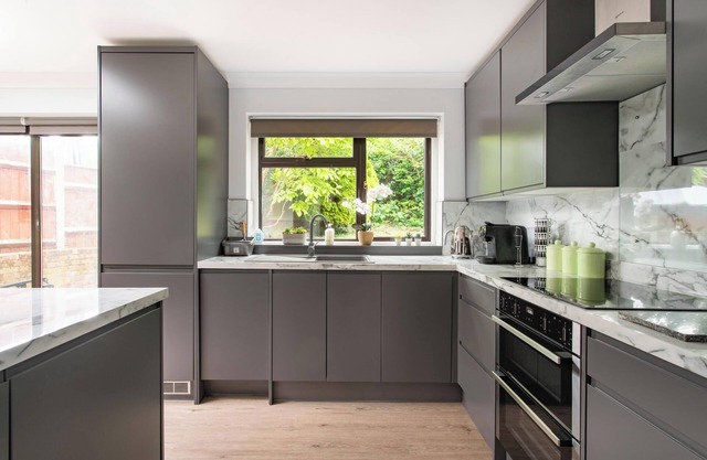 Charming Retreat Near Grange Hill Central Line