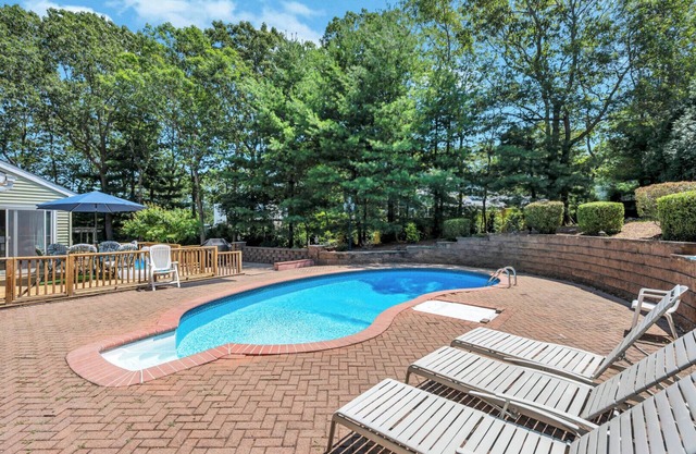 Charming Sag Harbor Retreat with Private Pool, Minutes to Beaches and Town