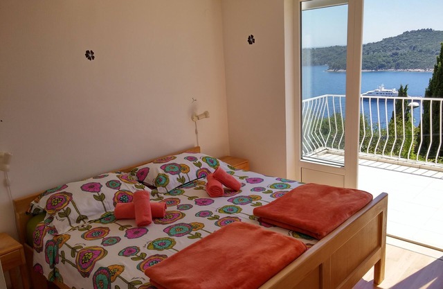 Charming Sea View Studio