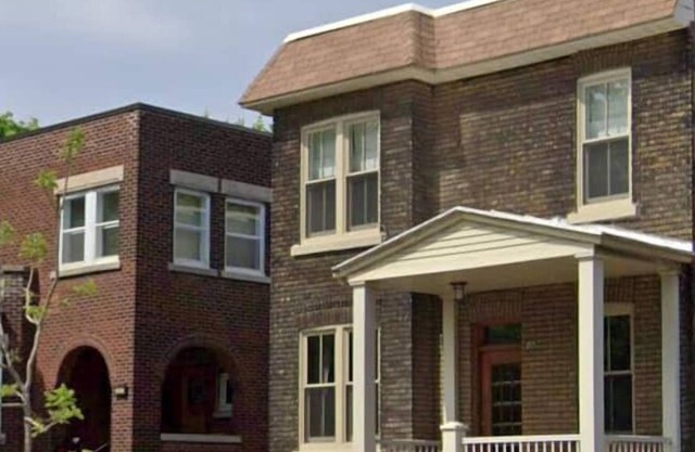 Charming Studio facing Park NDG ♥ WiFi+Kitchenette
