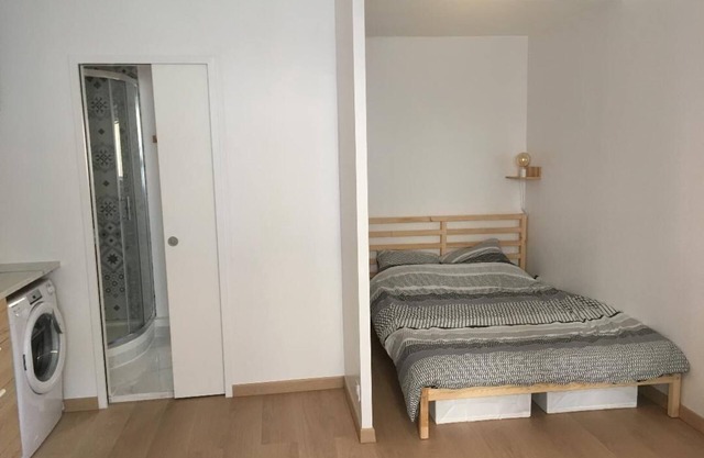 Charming studio near Paris