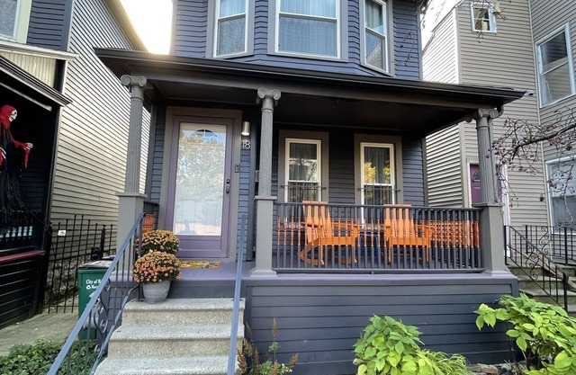 Charming Urban OasisnConveniently located on a small historic street.
