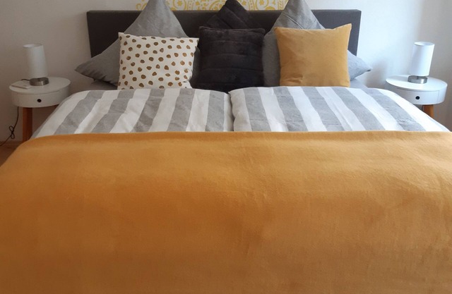 Charming vacation apartment in a historic building 10 minutes from the city center