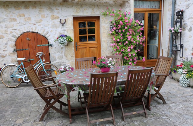 Charming vacation home near Fontainebleau, close to climbing areas