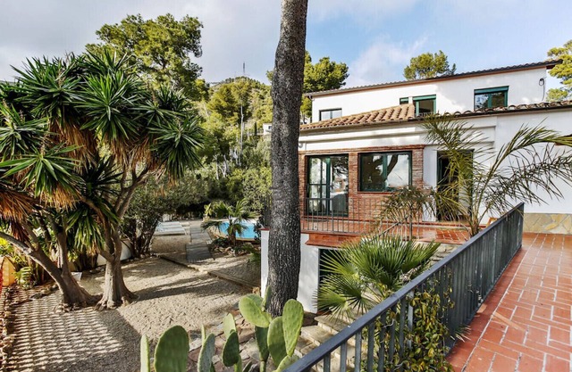 Charming Villa 5 min to Beach and 20 min to BCN!