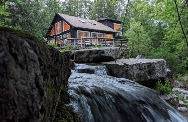 Charming year round cottages on Waterfall