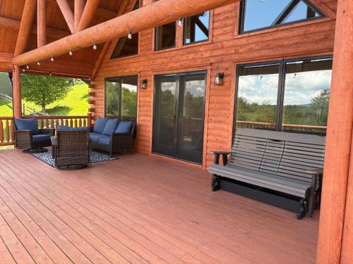 Chasing Clouds Cabin