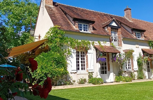 Chateau / Country House