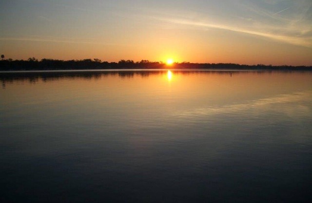 Cheap rates on False River! Summer dates available!