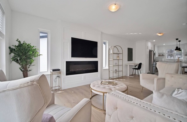 Cheerful, modern 3 -bedroom house