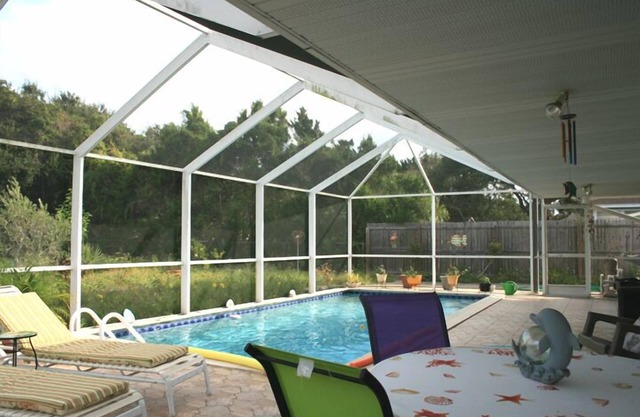 Cheery Chimes bright and clean with a pool!