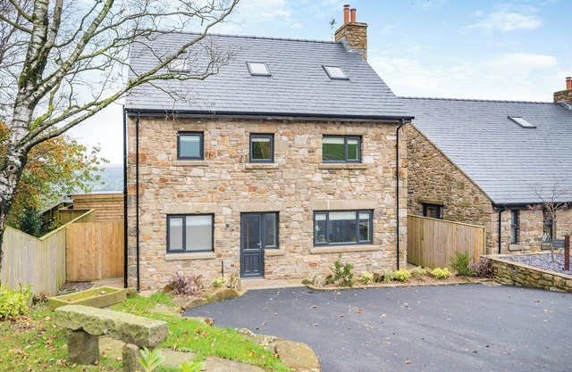Cherry Tree Cottage - UK47756
