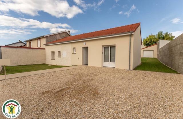Chez Aurel et Max - LIVRY LOUVERCY