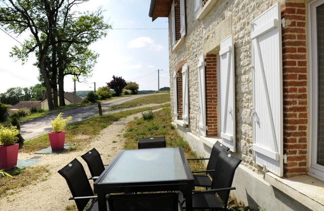 Chez L - NOE LES MALLETS