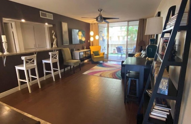 Chic 1-BR condo in phenomenal Scottsdale