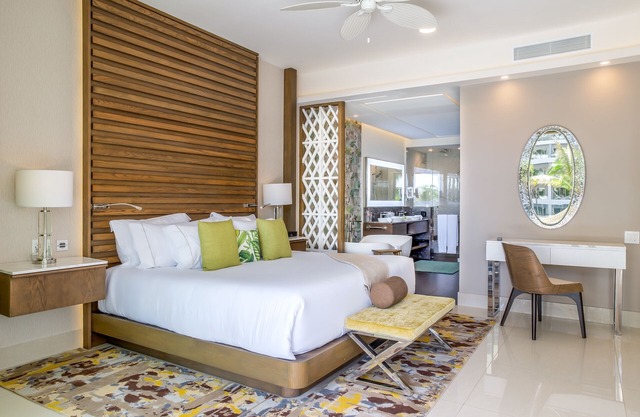 Chic 1-BR Suite at Five-Diamond Garza Blanca Cancun with Optional All-Inclusive