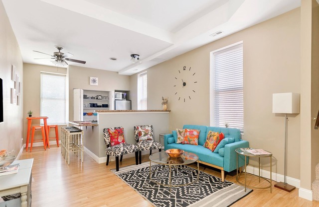 Chic 2BR/2BTH Home - Historic Soulard & Benton Park