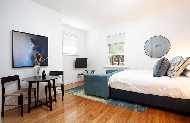Chic and Characterful Studio Apartment